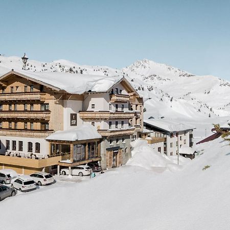 Hotel Alpenland Obertauern Exteriör bild