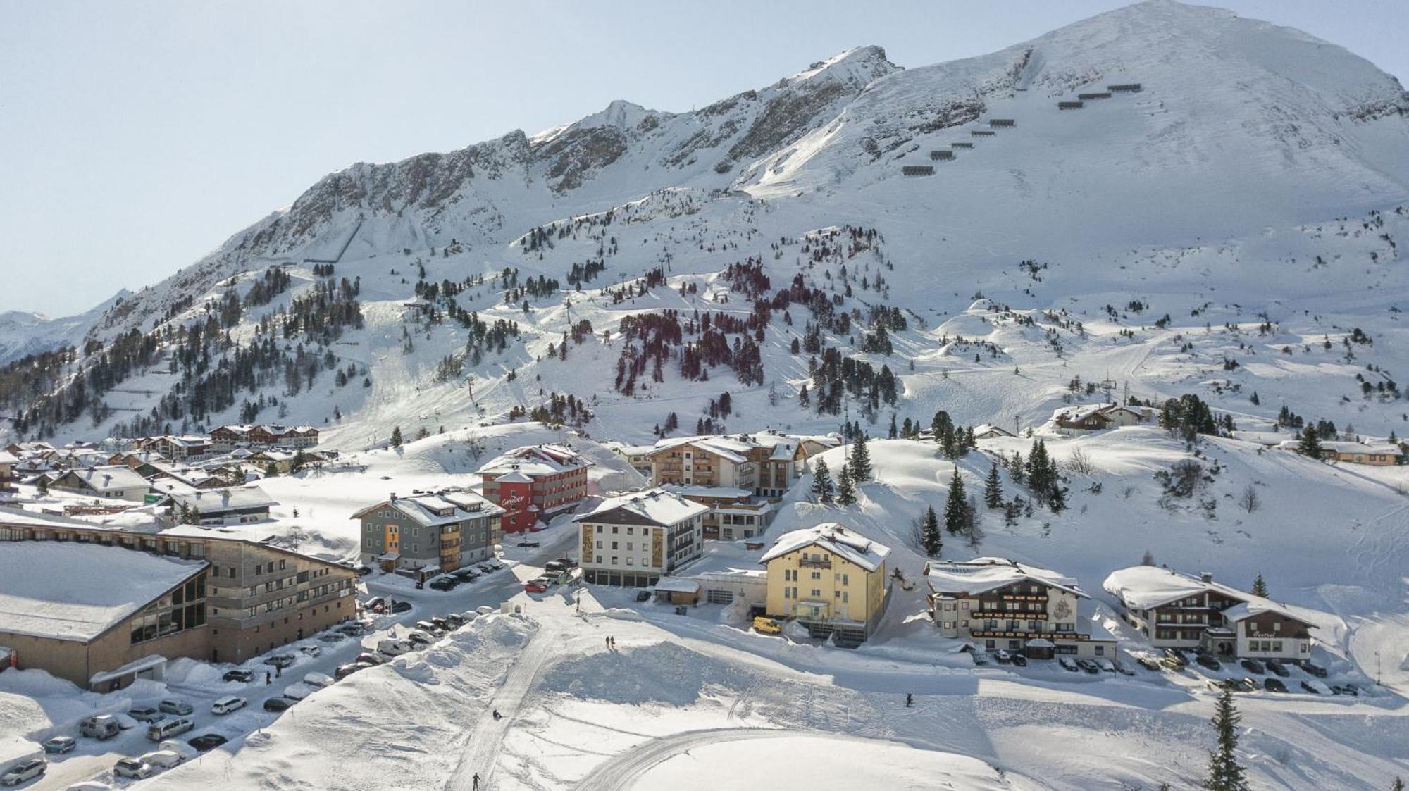 Hotel Alpenland Obertauern Exteriör bild